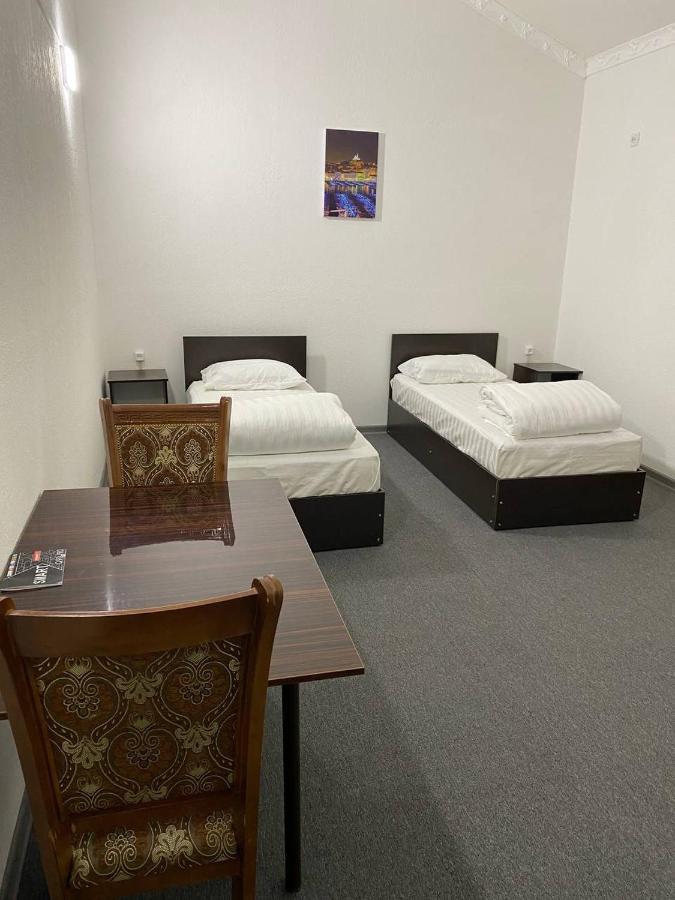 Green Apple Guest House Ташкент Екстер'єр фото
