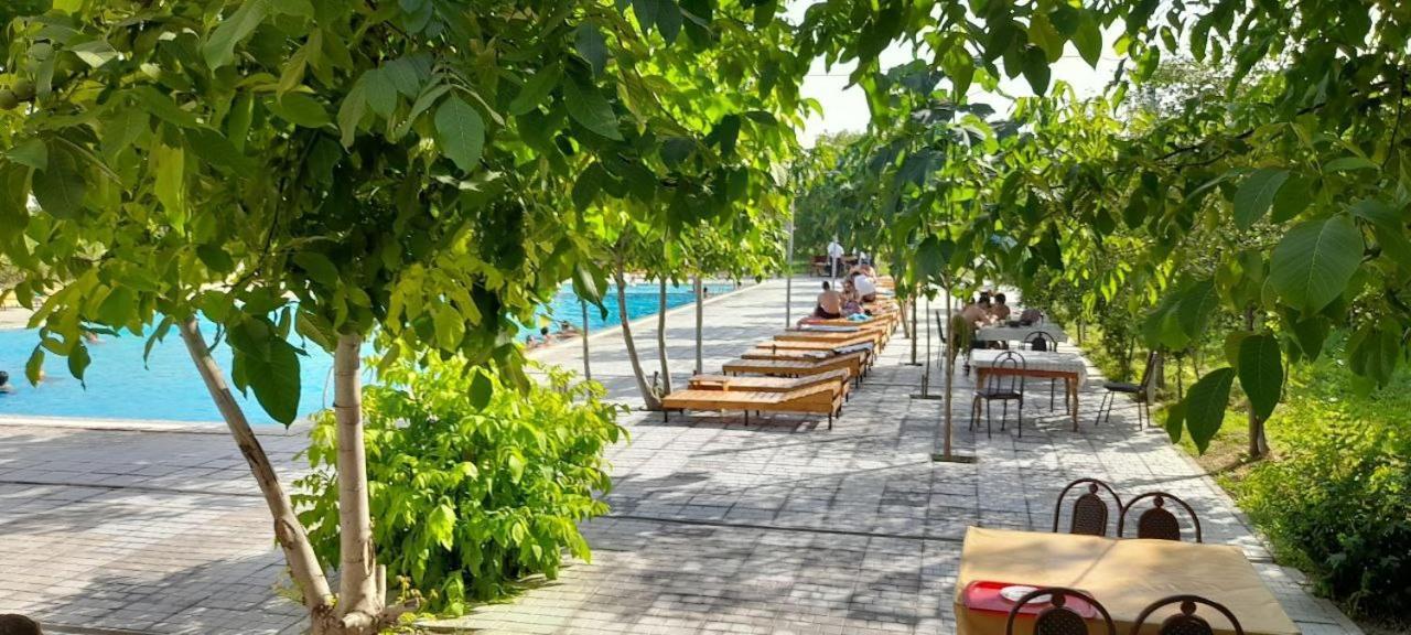 Green Apple Guest House Ташкент Екстер'єр фото